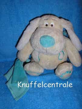 Anna Club Plush hond Dizzy zittend blauw met doekje