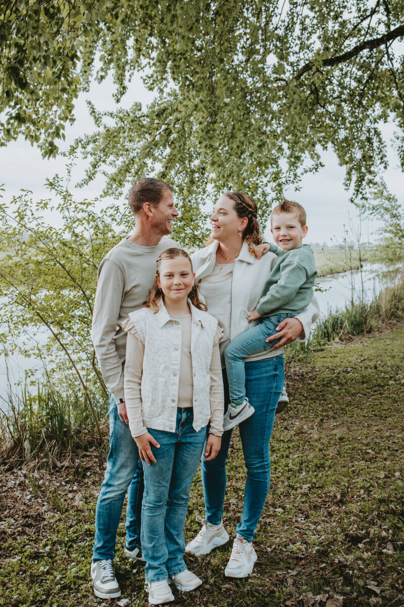 cutememoriesphotographyfamilieshootcaroline-2-standard.jpg
