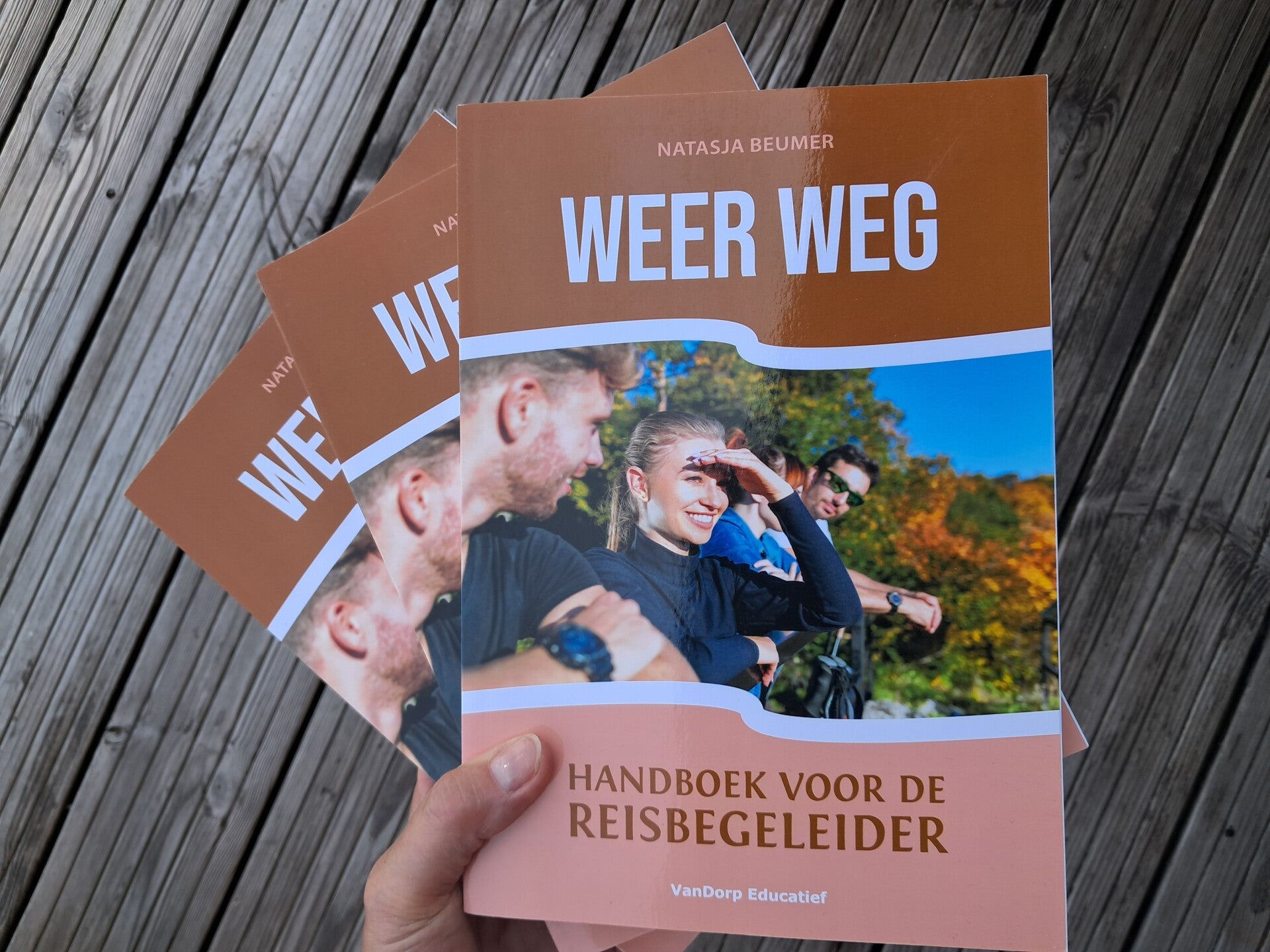 Weer Weg Handboek voor de Reisbegeleider Natasja Beumer