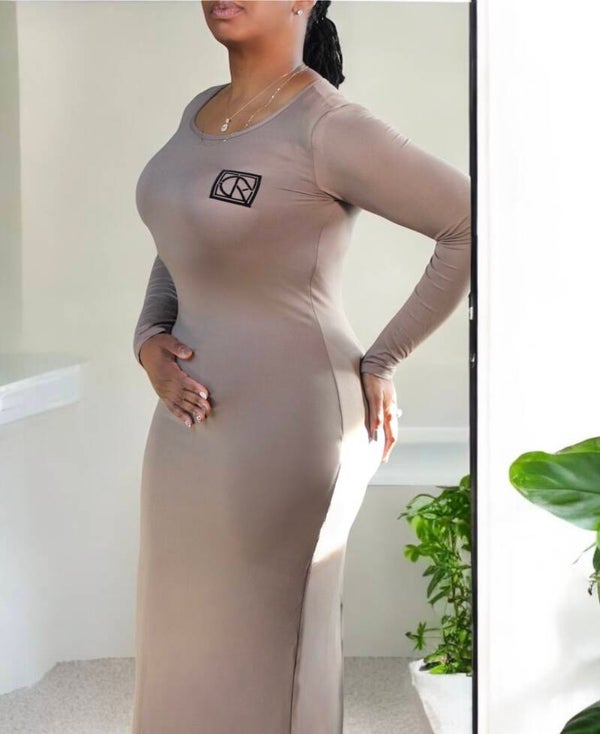 Cami’s long sleeve lounge dress