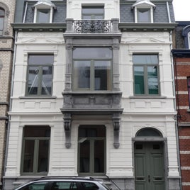 dehasse-2-standard.jpg