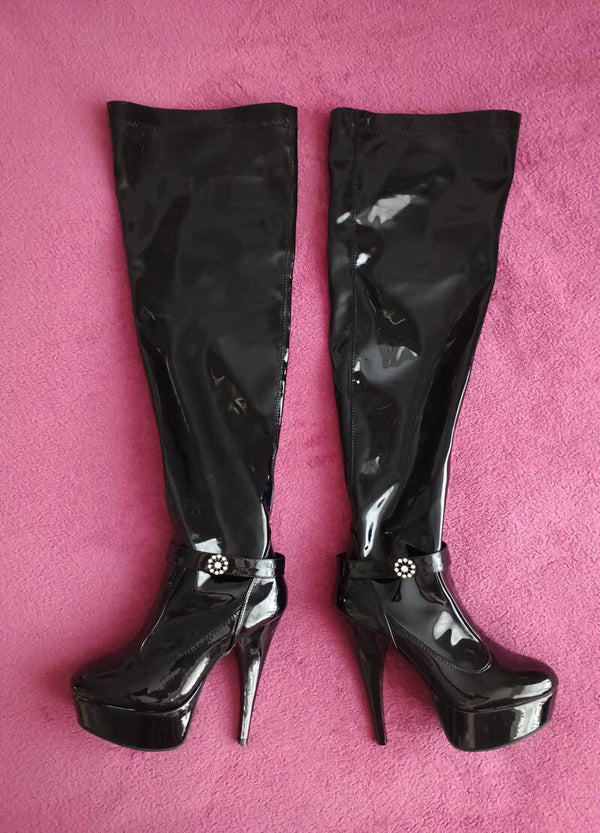 Zwarte lak over the knee laarzen