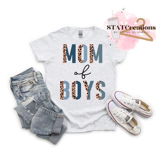 Mom of boys leopard tee