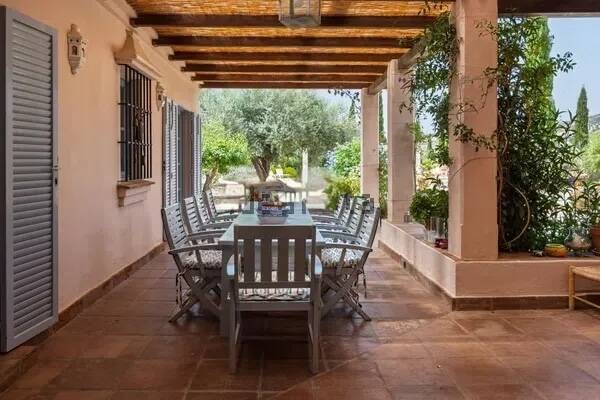 terras 6 in de schaduw