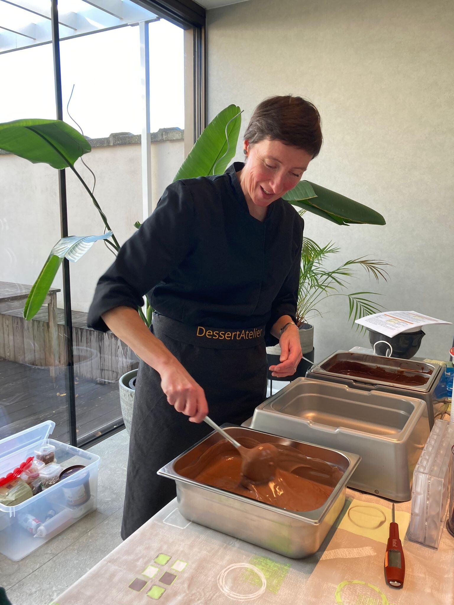 dessertbuffet met gevulde glaasjes