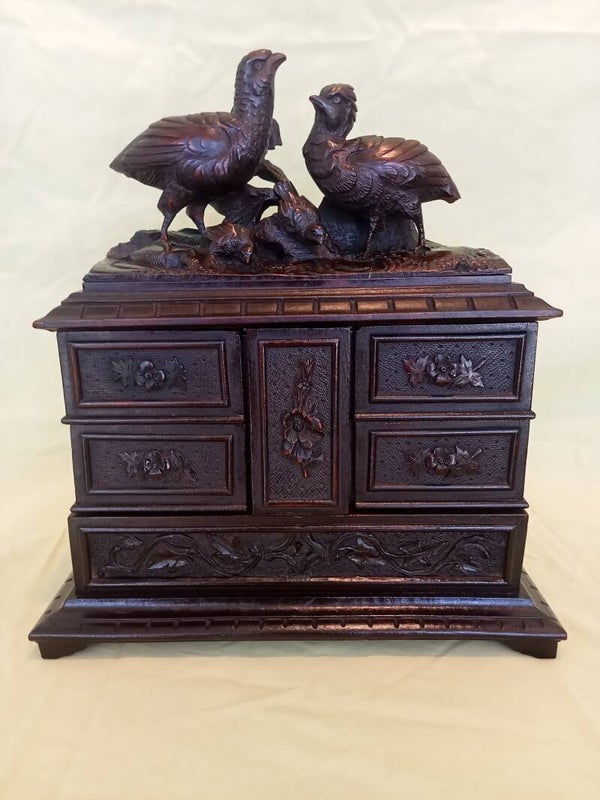 Antique jewellery box
