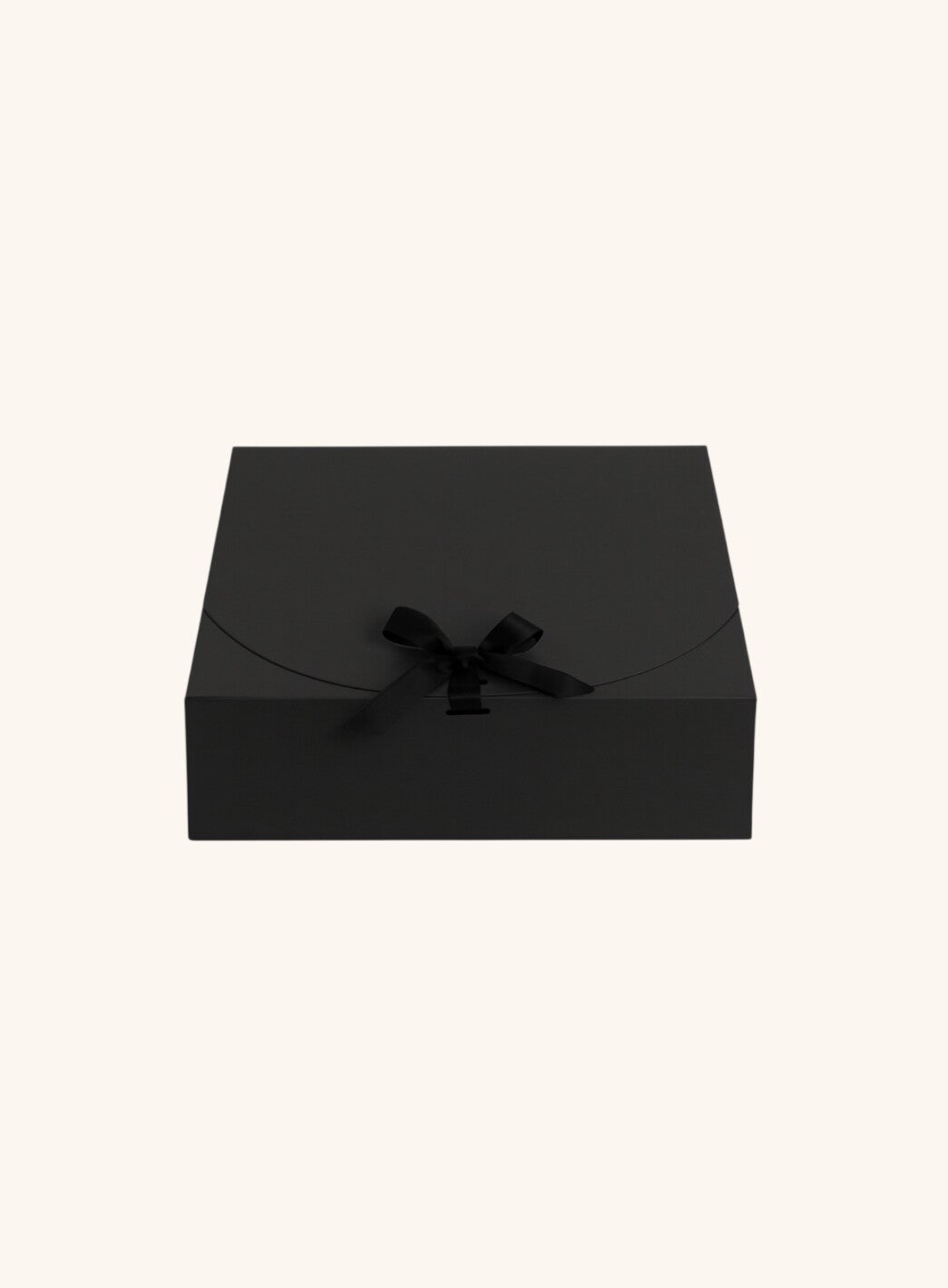 Cadeaubox zwart met satijnlint 16.5 x 16.5 x 5 cm
