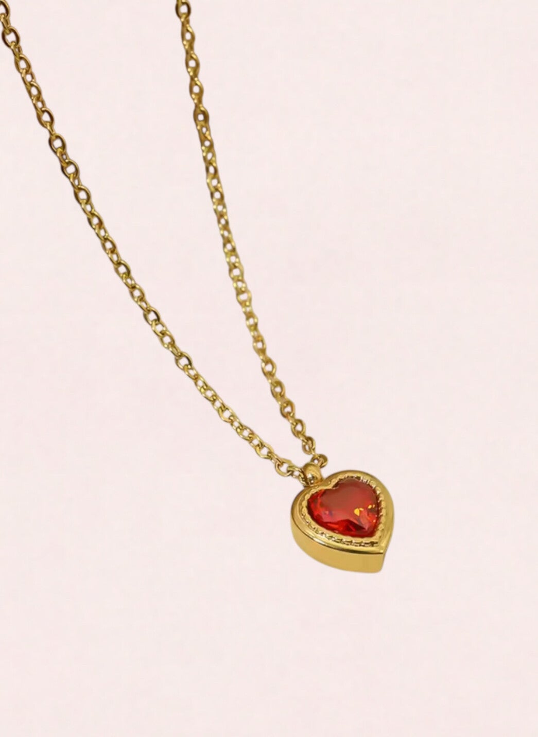 Ketting met hartjes hangertje rood goud