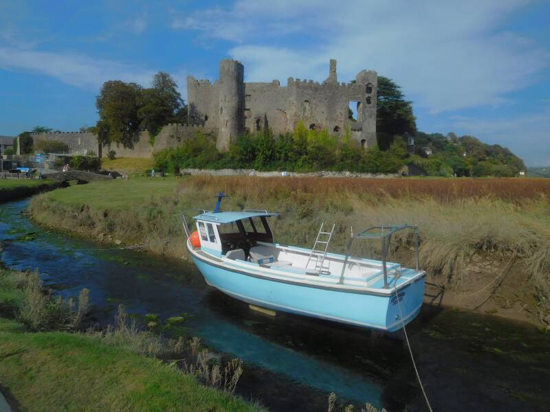 Laugharne Castle wales35.nl
