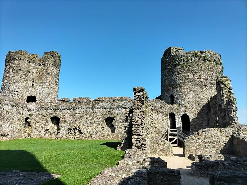 Kidwelly Castle wales35.nl