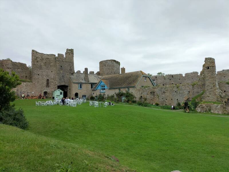 Manorbier Castle wales35.nl