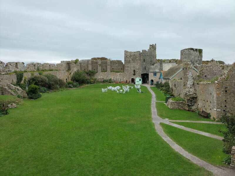 Manorbier Castle wales35.nl