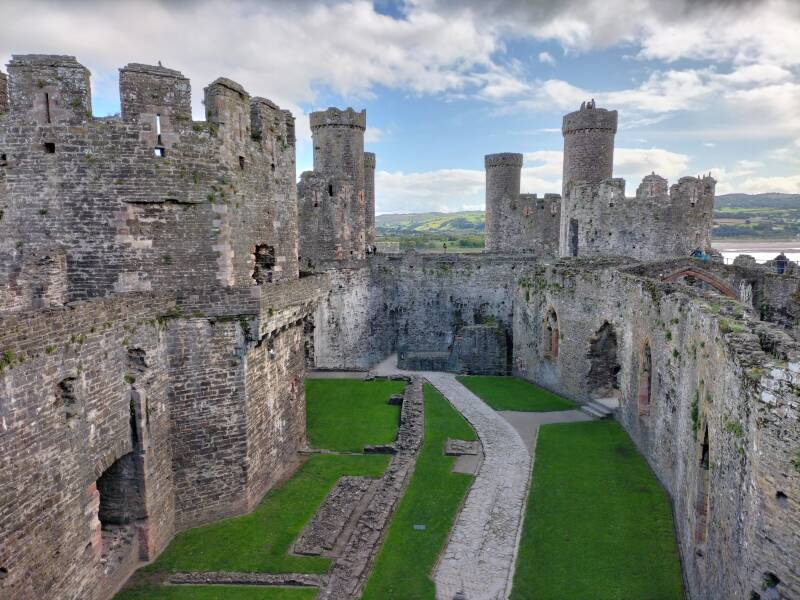 Conwy Castle wales35.nl
