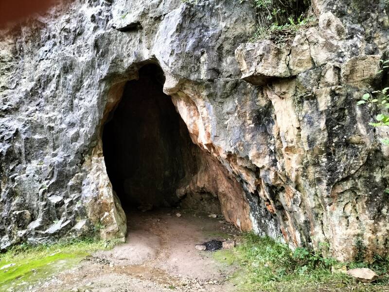 Tan Y Olof cave wales35.nl