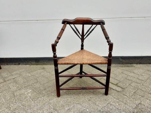 Eikenhouten Hoekstoel Met Rieten Zitting
