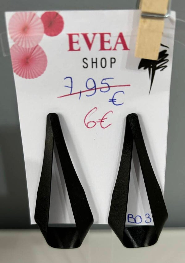 Boucles d'oreilles goutte noir mat