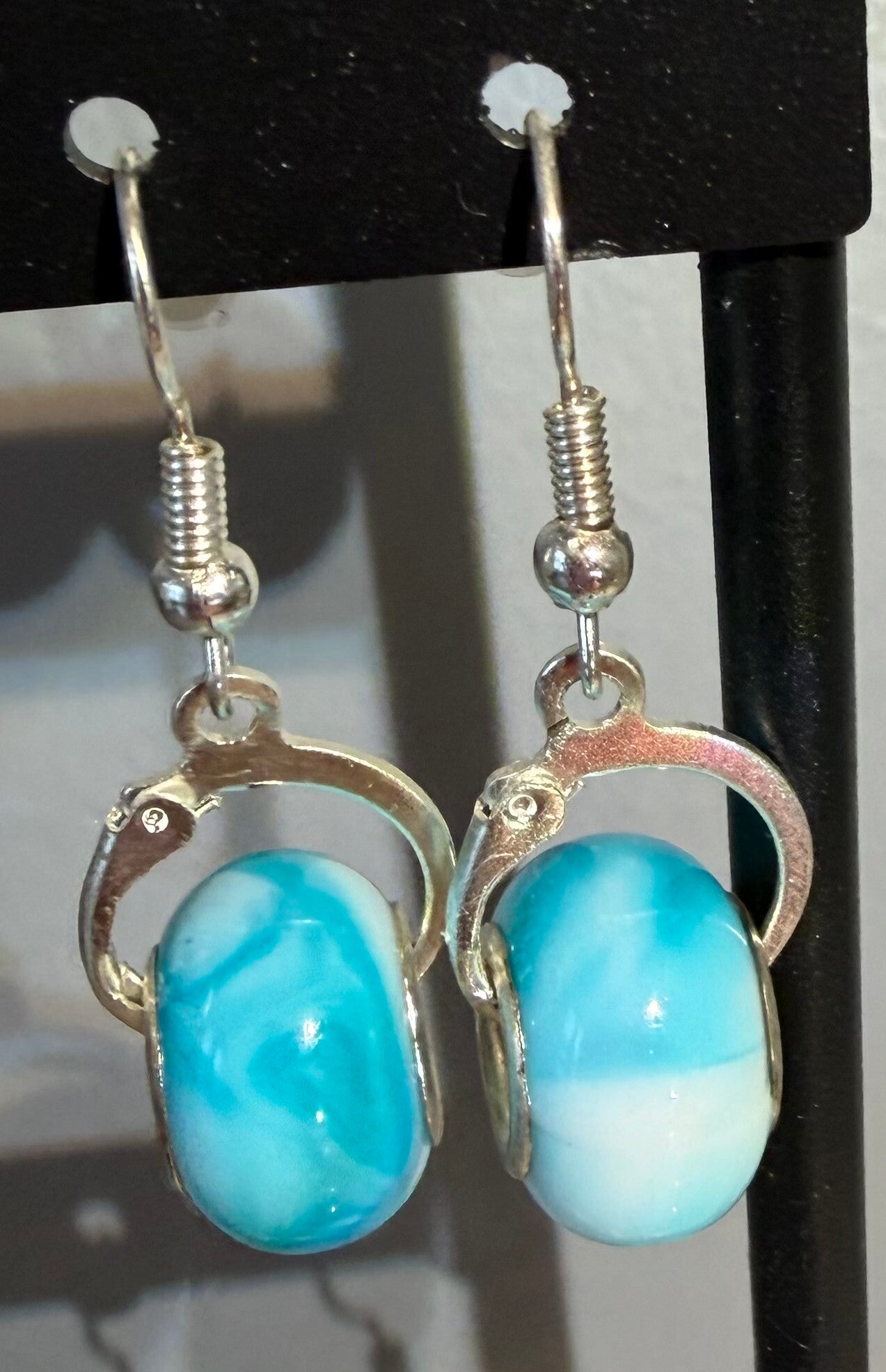 Boucles d’oreilles argentées roue turquoise