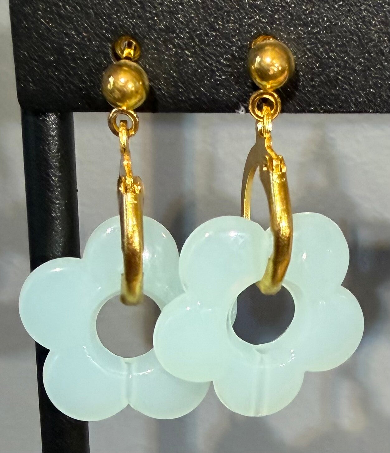Boucles d’oreilles créoles dorées - turquoise clair