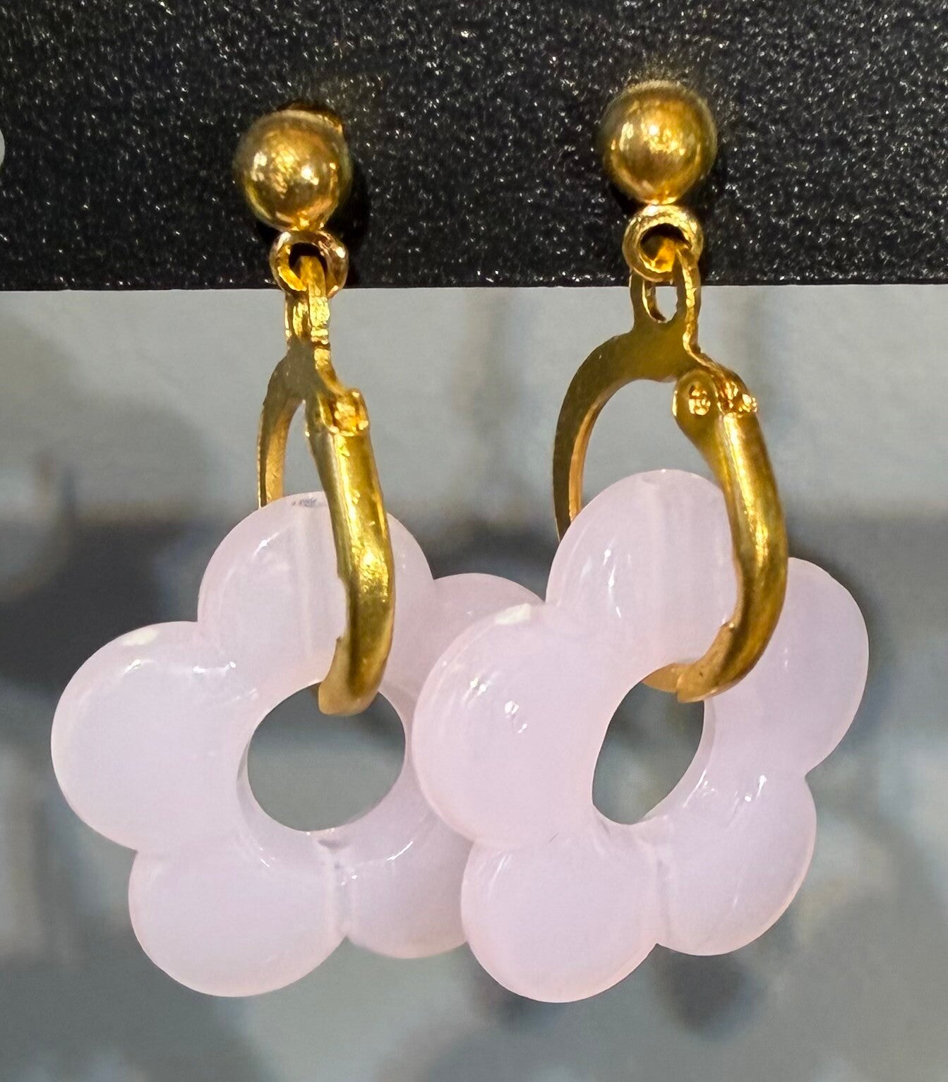 Boucles d’oreilles créoles dorées - mauve pâle