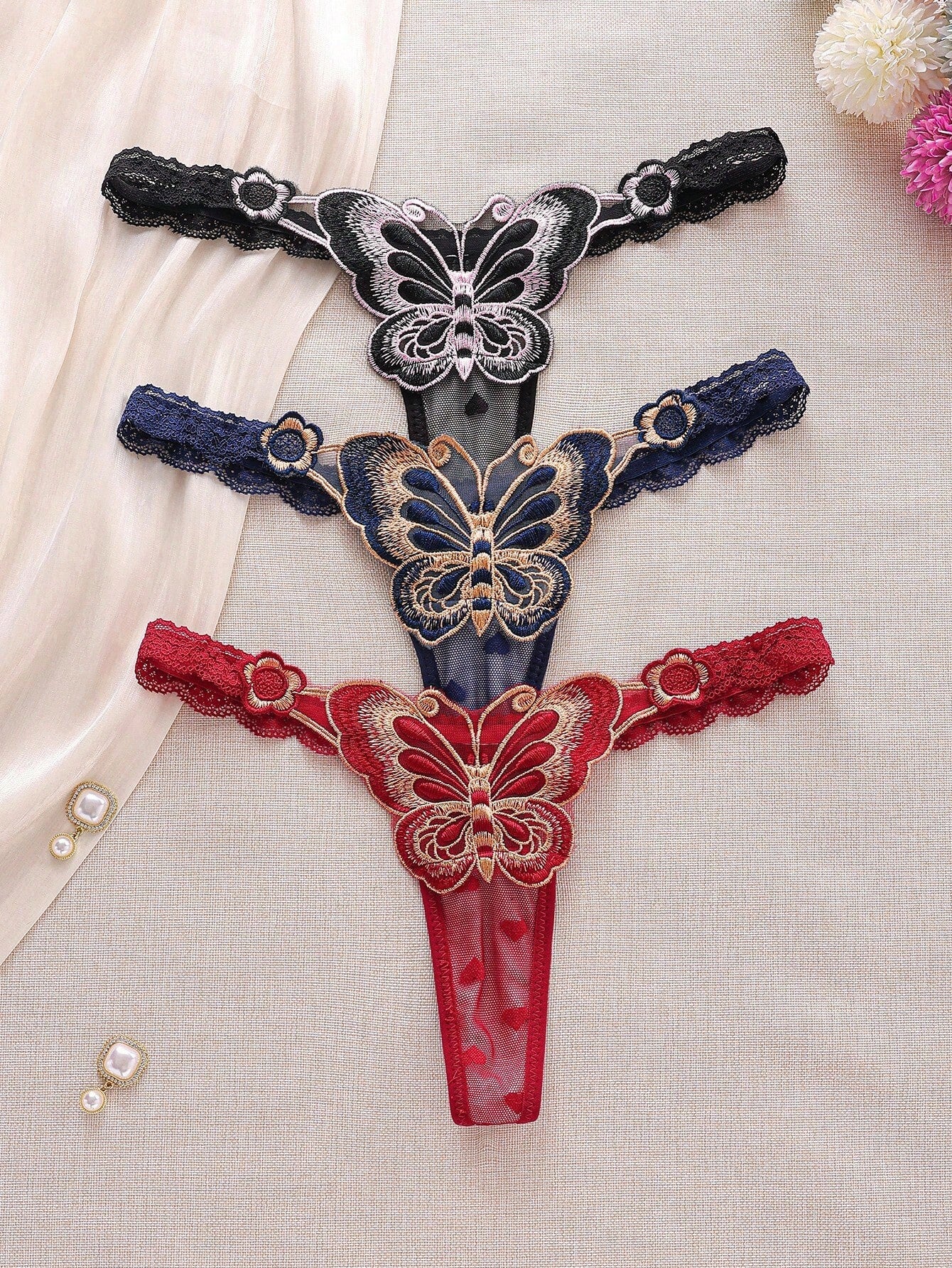 Pack de 3 strings papillon 🦋 à taille basse en dentelle