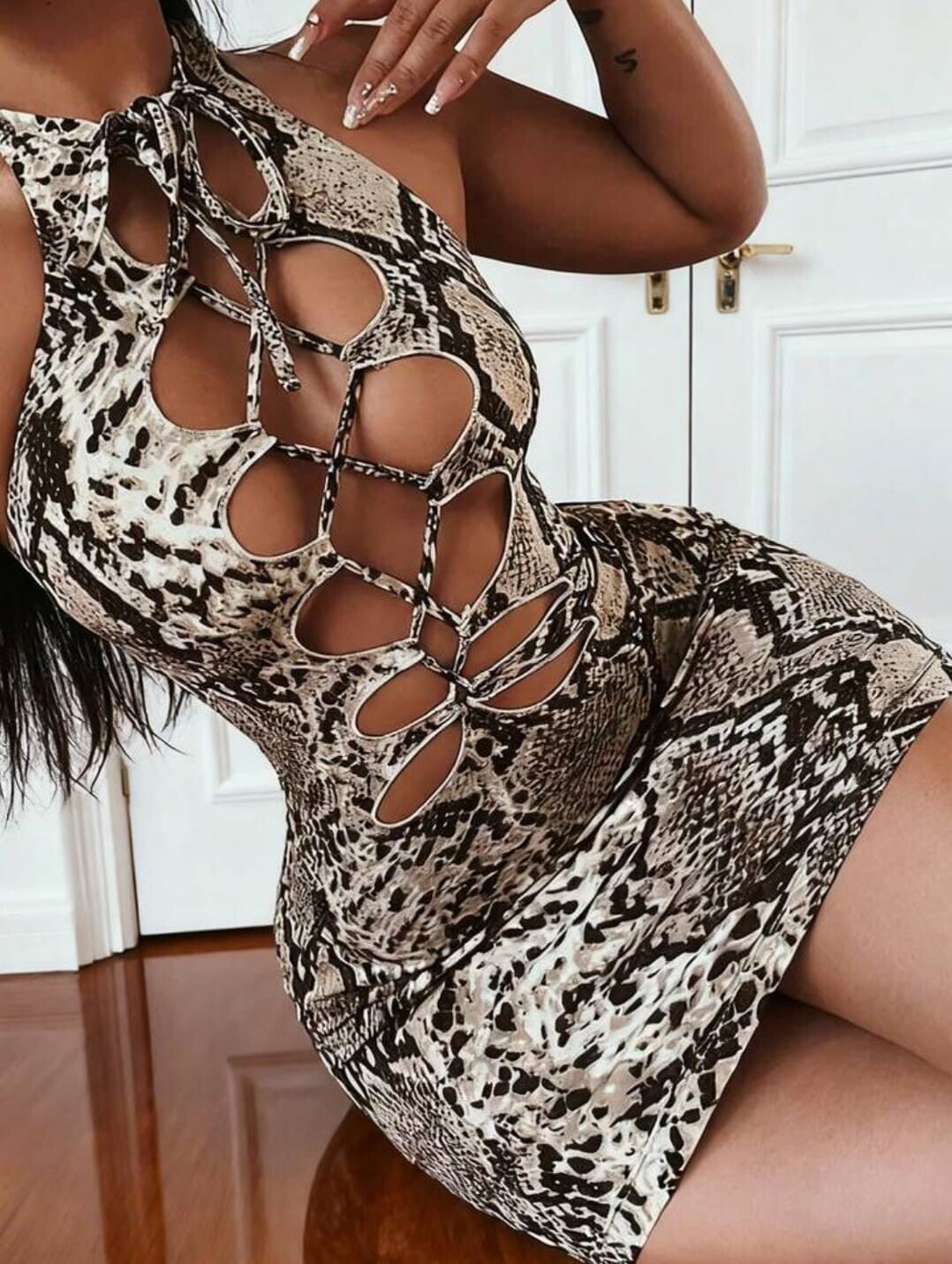 Robe ajourée pour femmes avec motif python , imprimé serpentier ,  sans manches trop sexy