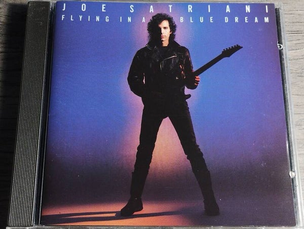 Joe Satriani - Flying In A Blue Dream