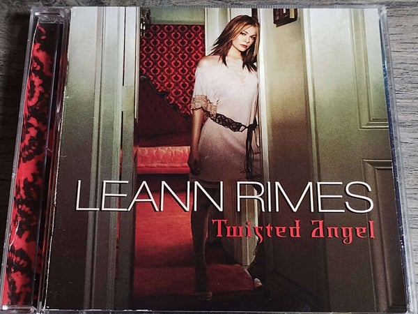 Leann Rimes - Twisted Angel