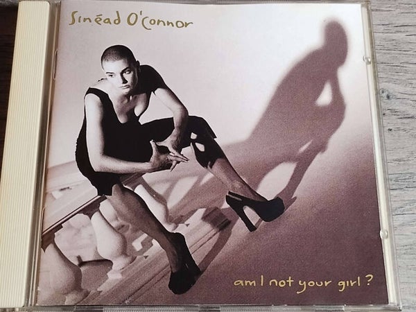 Sinead O' Connor - Am I Not Your Girl?