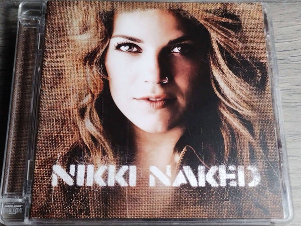 Nikki - Naked