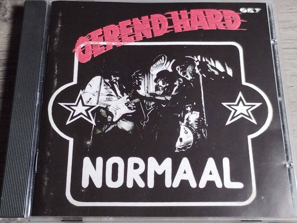 Normaal - Oerend Hard