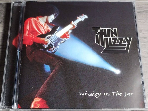 Thin Lizzy - Whiskey In The Jar