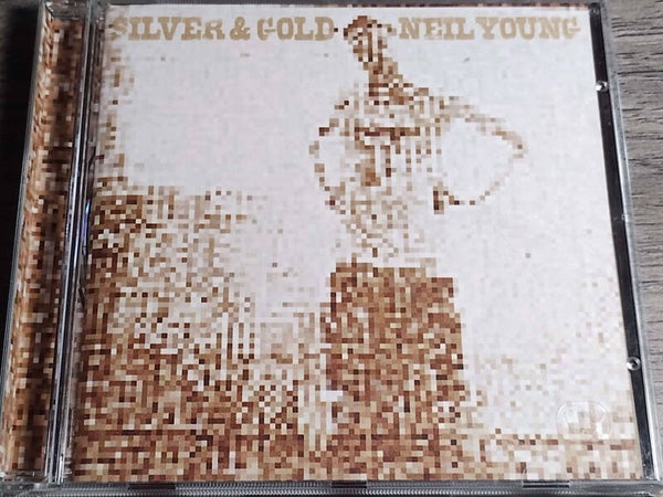 Neil Young - Silver & Gold (HDCD)