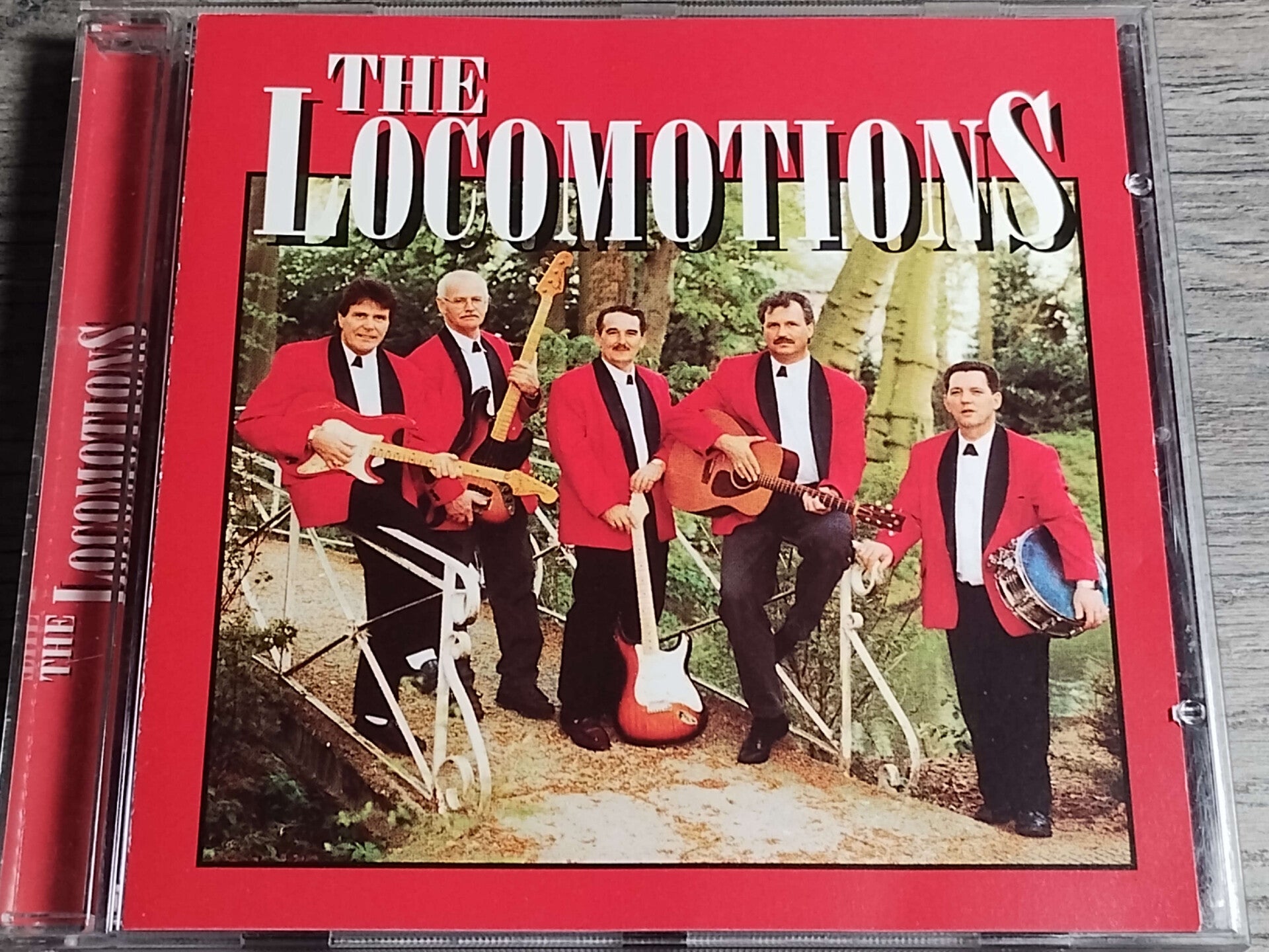 The Locomotions - The Locomotions