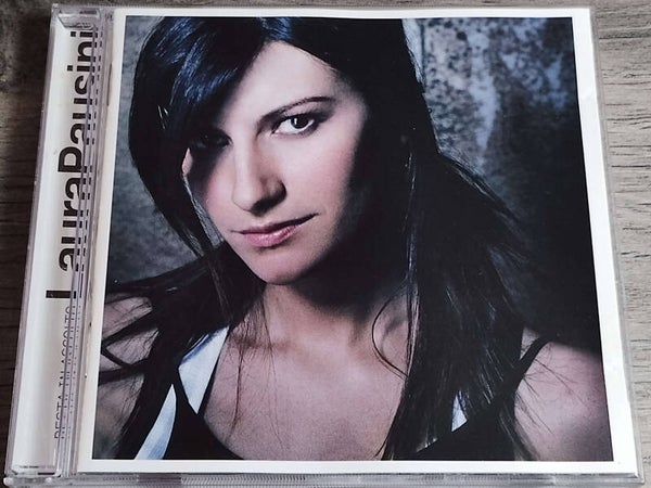 Laura Pausini - Resta In Ascolto