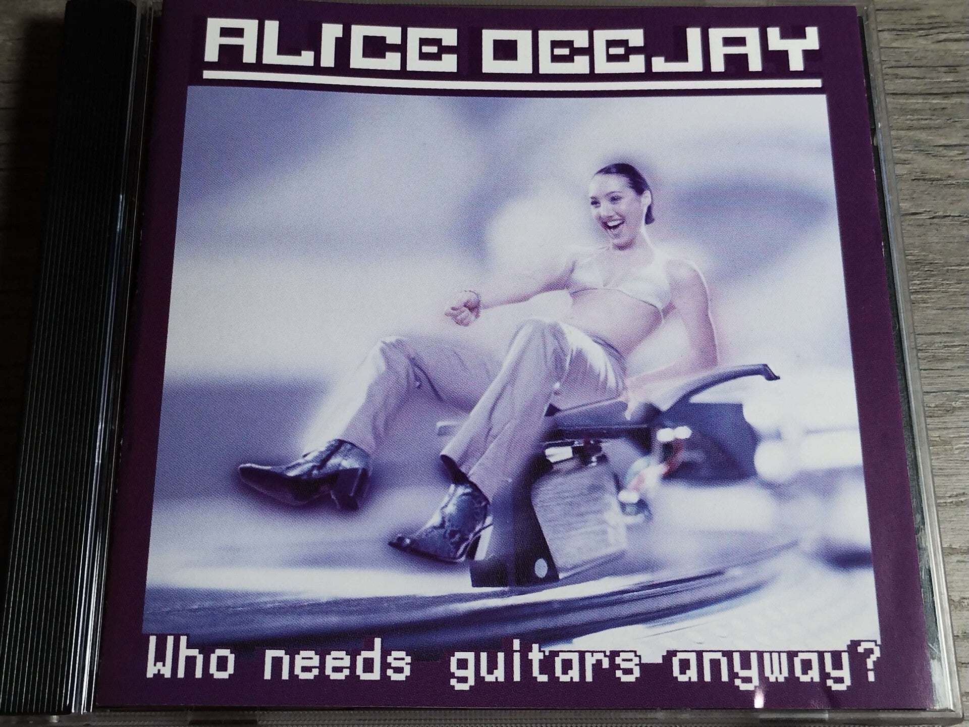 Alice Deejay - Who Needs Guitars Anyway