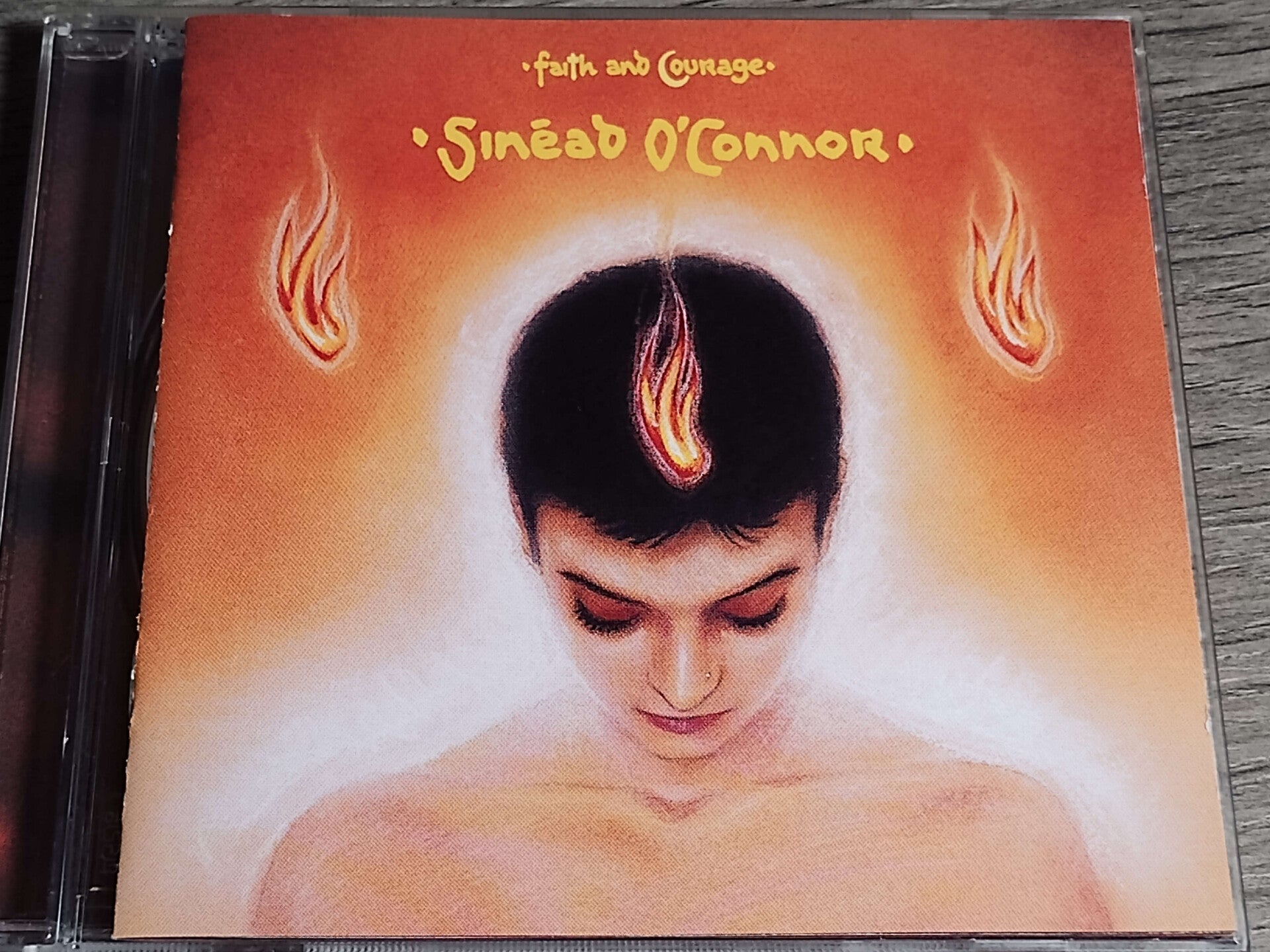 Sinead O' Connor - Faith And Courage