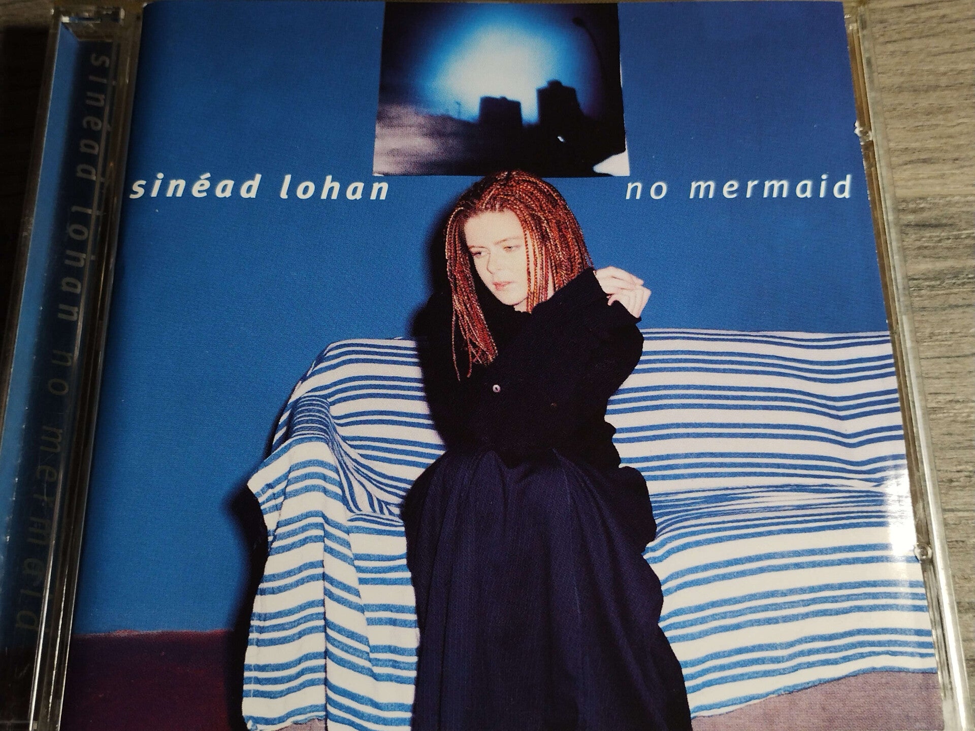 Sinead Lohan - No Mermaid