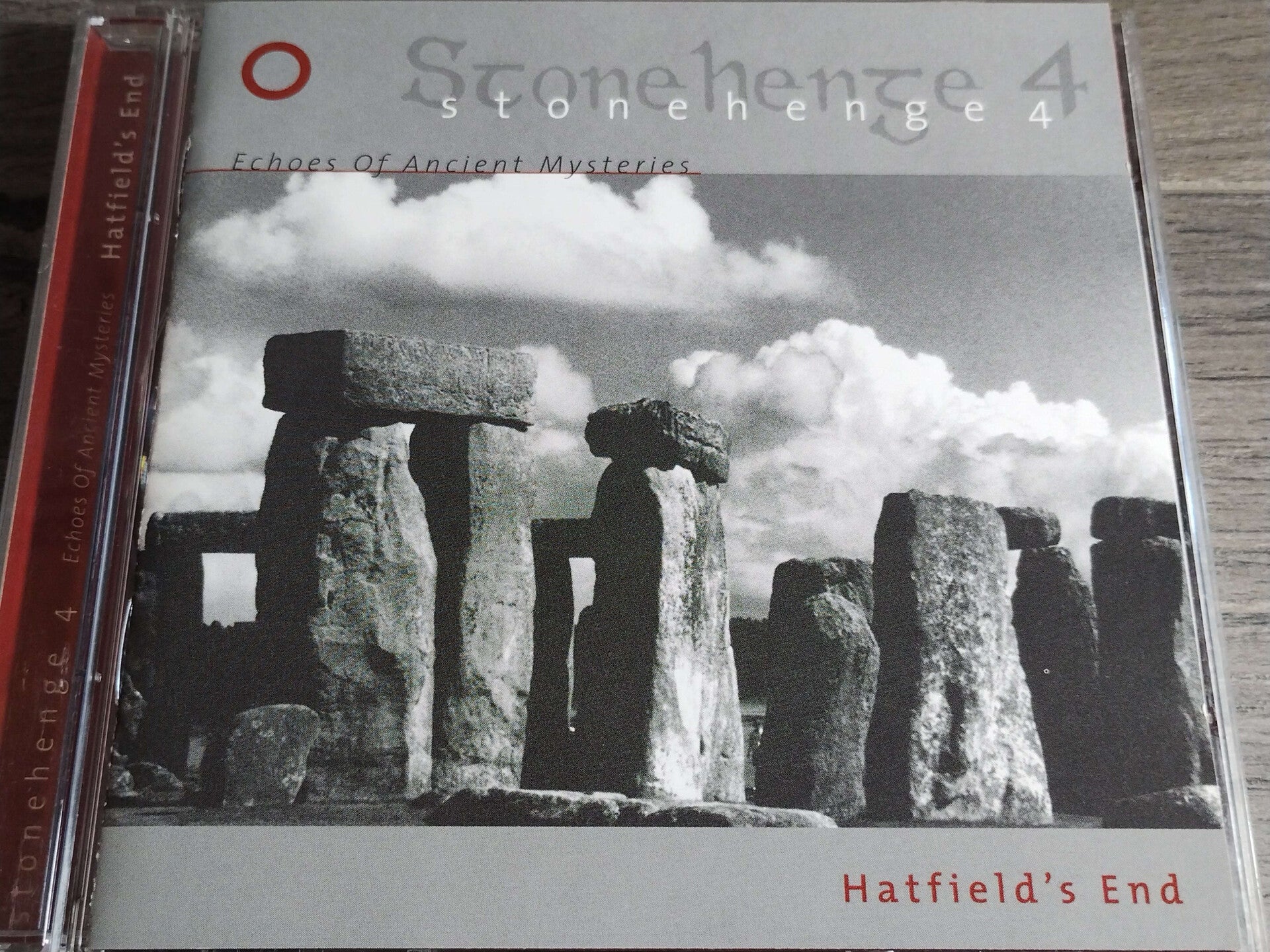 Hatfield's End - Stonehenge 4 (Echoes Of Ancient Mysteries)