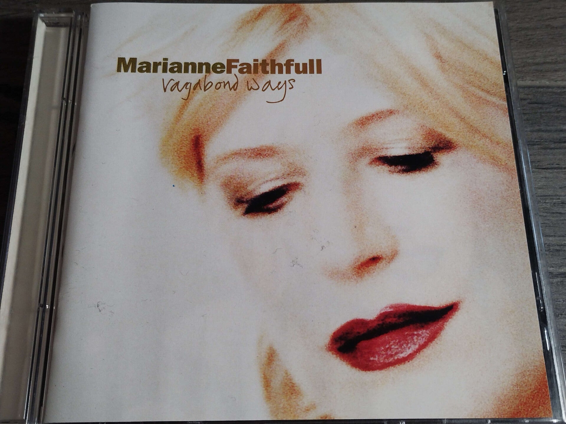 Marianne Faithfull - Vagabond Ways