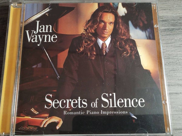 Jan Vayne - Secrets Of Silence (Gesigneerd)