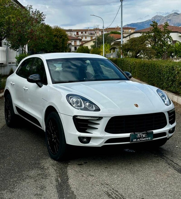 Porsche Macan S