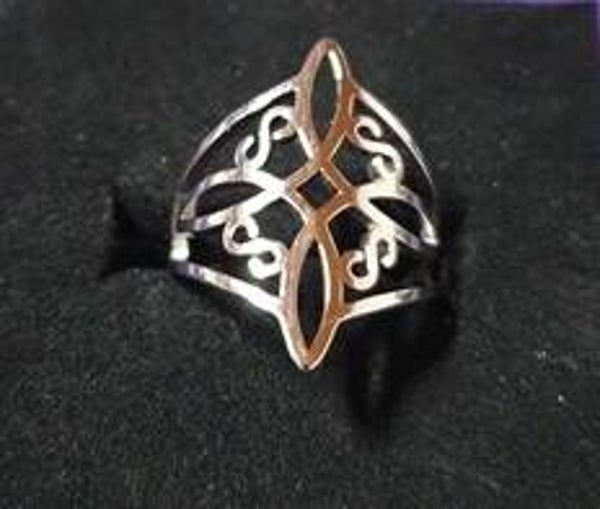 Ring Hexenknoten
