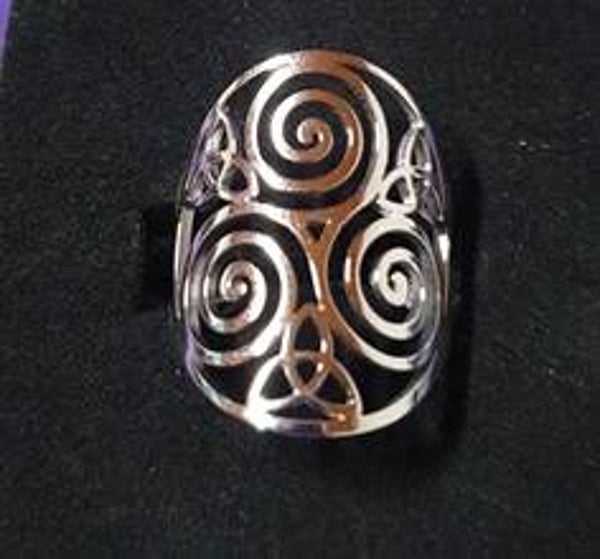 Ring Trisele