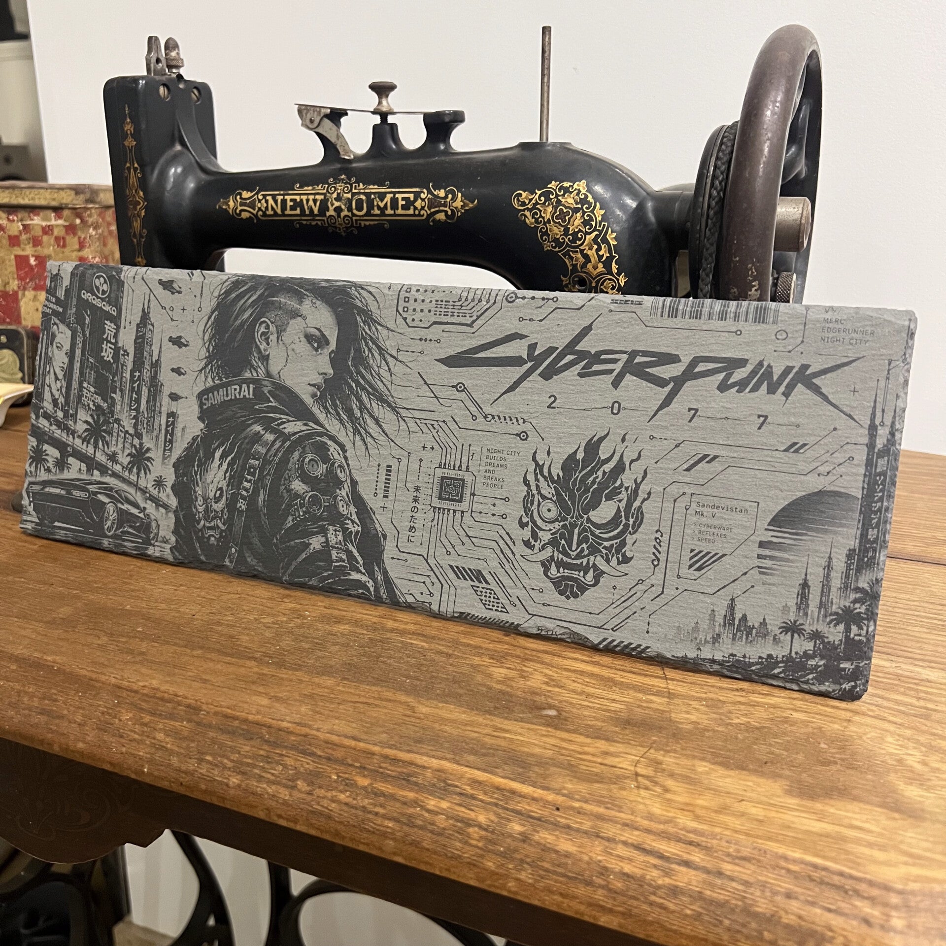 Ardoise gravée fan-art Cyberpunk