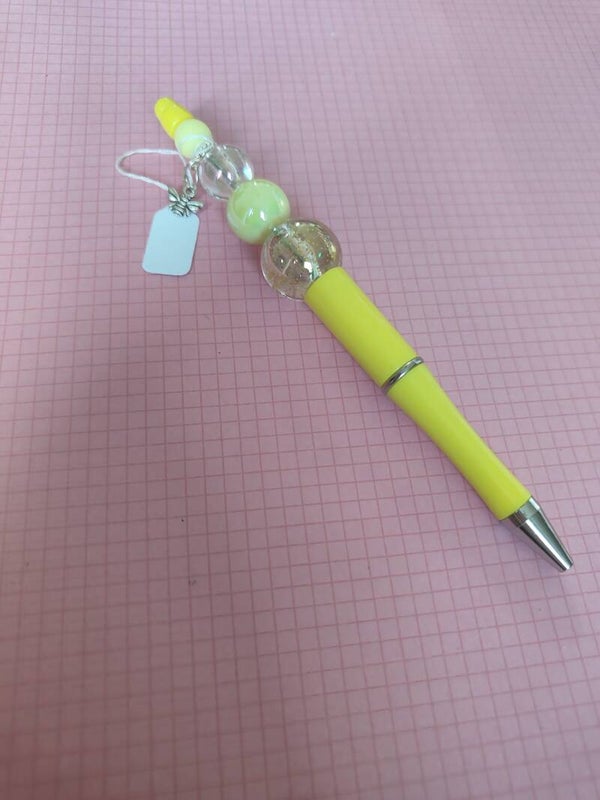 Bee charm