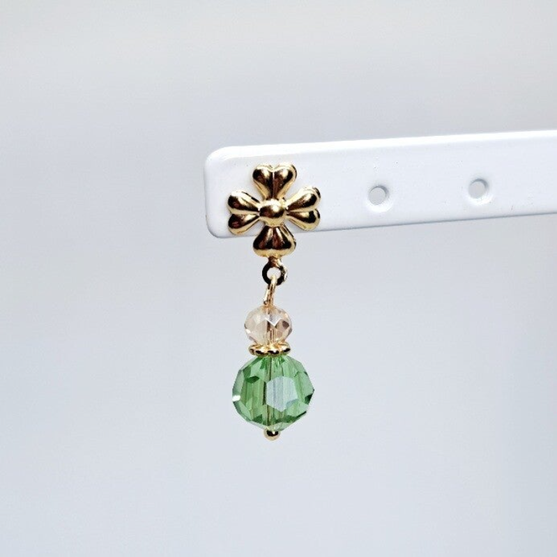 Ear Candy "Green Queen"