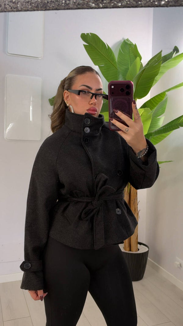 Trench black