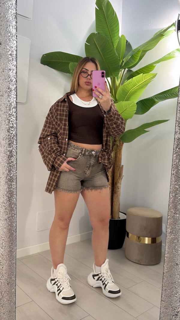 Short Soft Edge Coffee