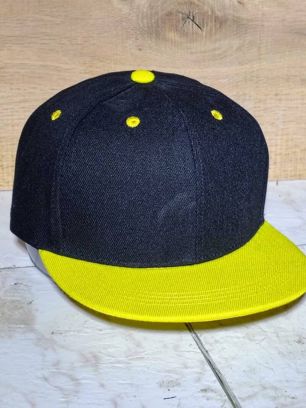 Yellow black baseball flat bill