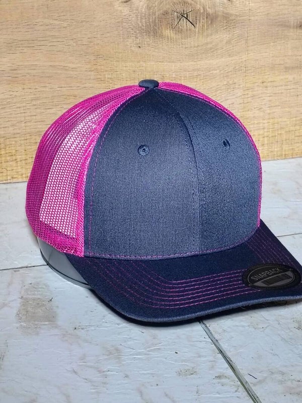Grey pink trucker